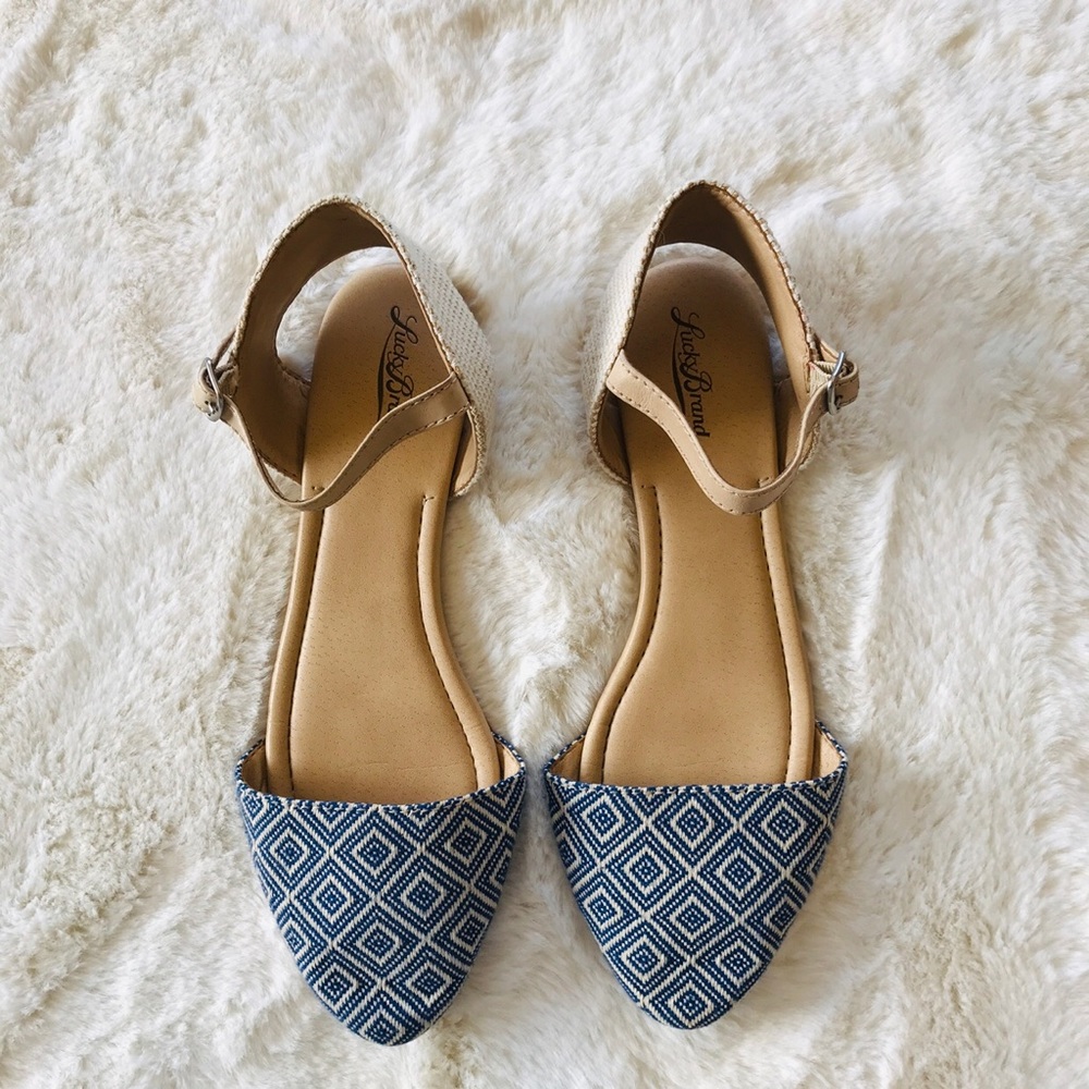 Lucky brand Abbee flat size 9.5